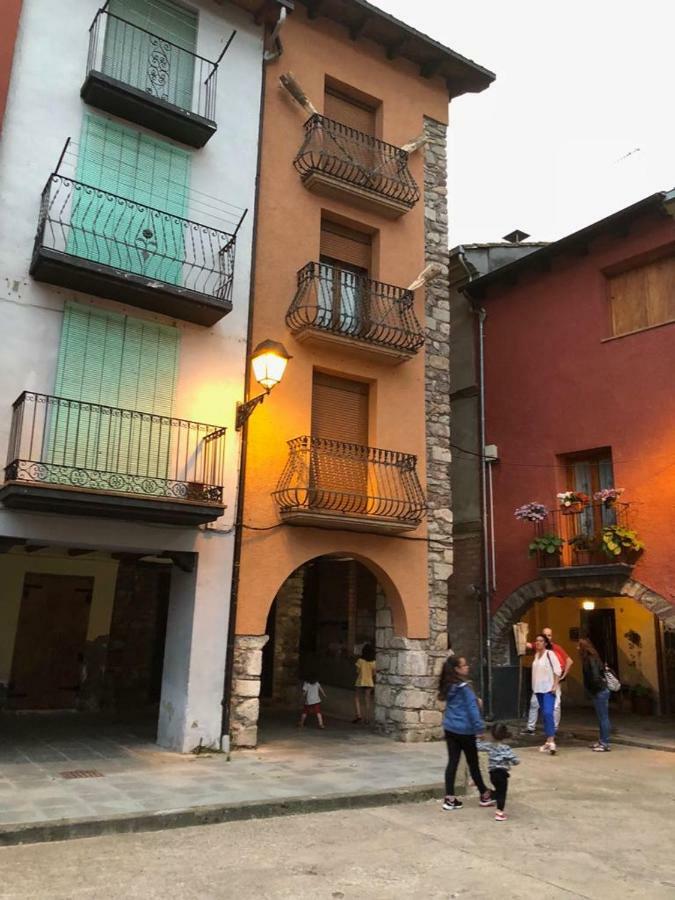 Apartamento Con Encanto El Pont de Suert Zewnętrze zdjęcie